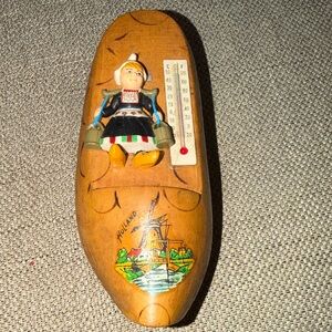 Vintage Wall Wood Thermometer Delft Shoe Figurine Clog Dutch Holland Female
